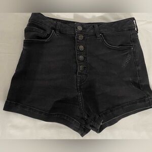 Forever 21 Button Fly Denim Shorts 
Size 27